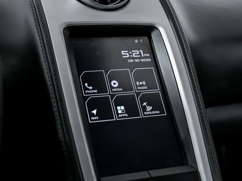 Used 2015 McLaren 650S Spider image 32