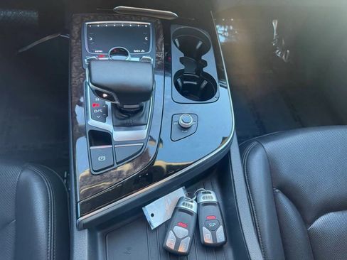 Used 2018 Audi Q7 3.0T Prestige w/ Prestige Package image 20