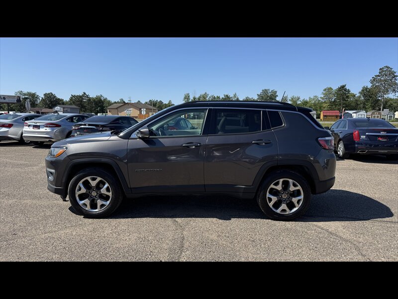 Used 2018 Jeep Compass Limited w/ Navigation Group AWD/4WD image 9
