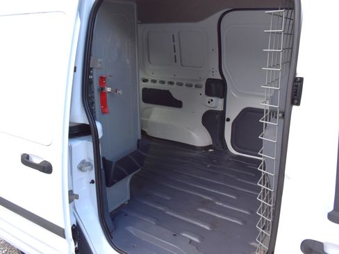 Used 2011 Ford Transit Connect XLT FWD image 29