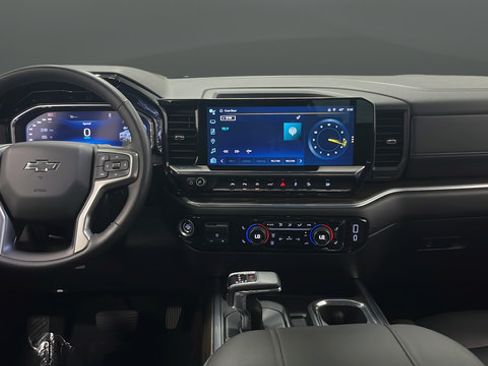 Used 2024 Chevrolet Silverado 1500 RST AWD/4WD image 11