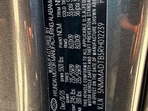 Used 2024 Genesis GV70 2.5T w/ Advanced Package AWD/4WD image 38