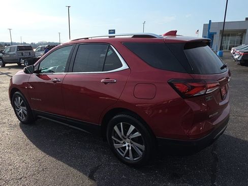 Used 2024 Chevrolet Equinox Premier image 6