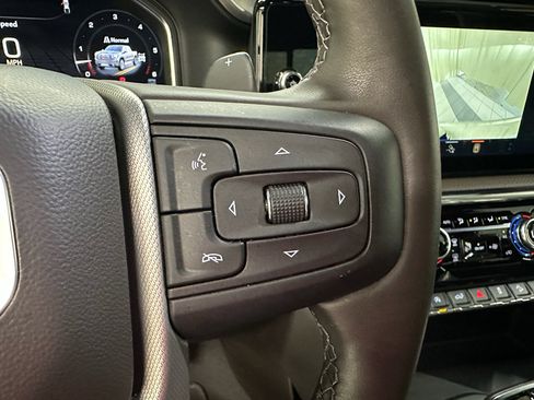 Used 2024 GMC Sierra 1500 Denali AWD/4WD image 32