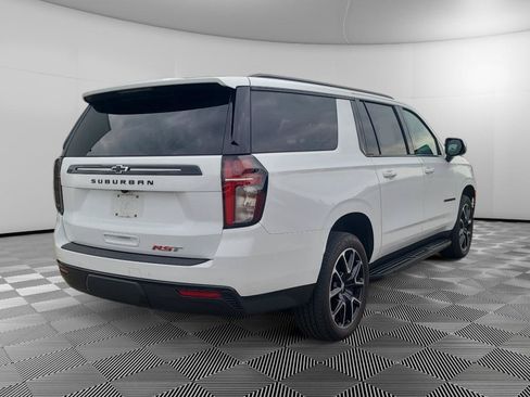 Used 2024 Chevrolet Suburban RST w/ Luxury Package AWD/4WD image 5