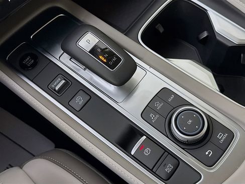 New 2026 INFINITI QX60 Luxe w/ Family Package image 22