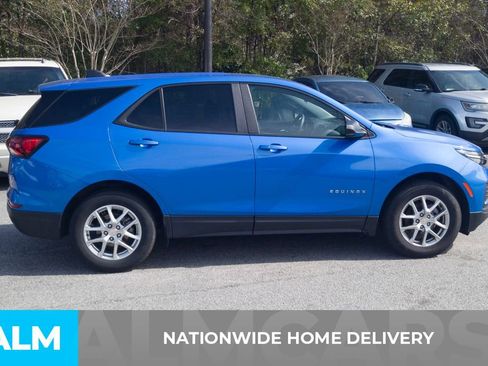 Used 2024 Chevrolet Equinox LS w/ LS Convenience Package image 4