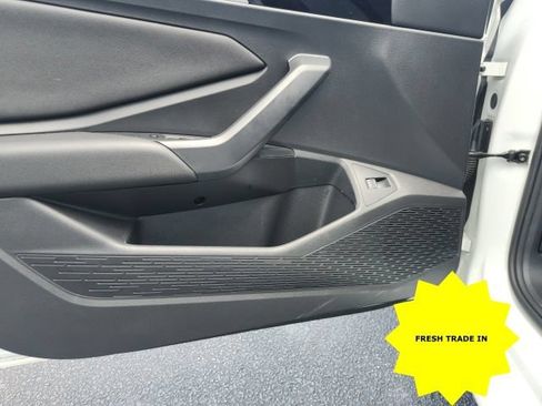 Used 2020 Volkswagen Jetta R-Line FWD image 9