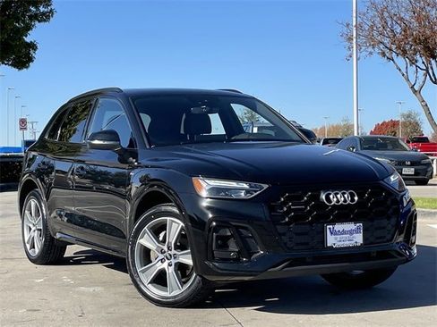 Used 2025 Audi Q5 2.0T Premium image 2