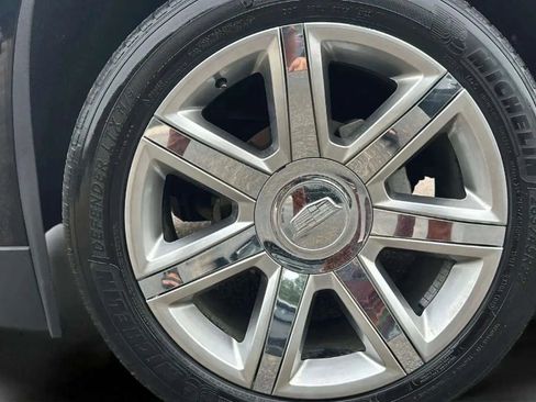 Used 2019 Cadillac Escalade ESV Premium Luxury image 57