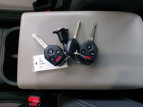 Used 2024 Subaru Forester image 12