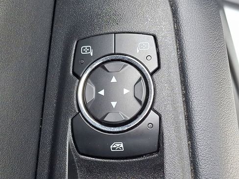 Used 2022 Ford Edge SE AWD/4WD image 26