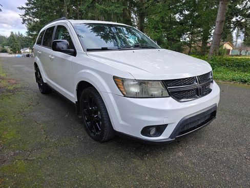 Used 2019 Dodge Journey SE w/ Premium Group image 8