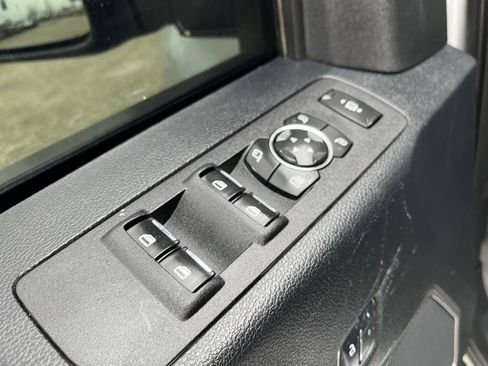 Used 2017 Ford F350 Lariat w/ Lariat Ultimate Package image 15