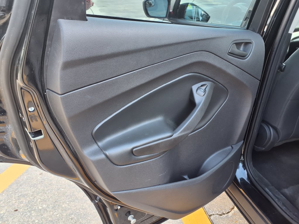 Used 2017 Ford Escape S FWD image 13