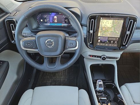 New 2026 Volvo XC40 B5 Plus w/ Protection Package Premier image 17