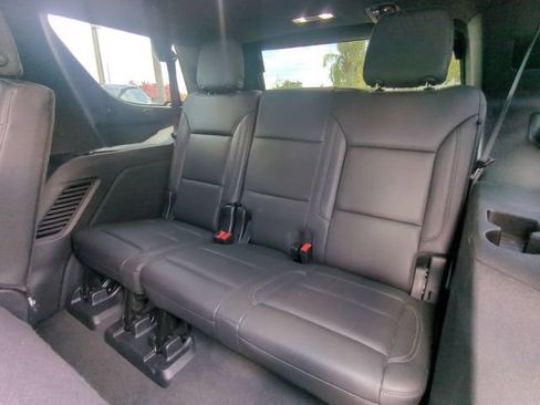 Used 2024 Chevrolet Tahoe LT RWD image 16