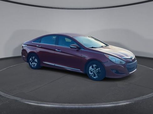 Used 2011 Hyundai Sonata Hybrid FWD image 2