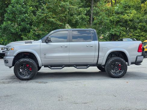 Used 2025 RAM 1500 Big Horn AWD/4WD image 4