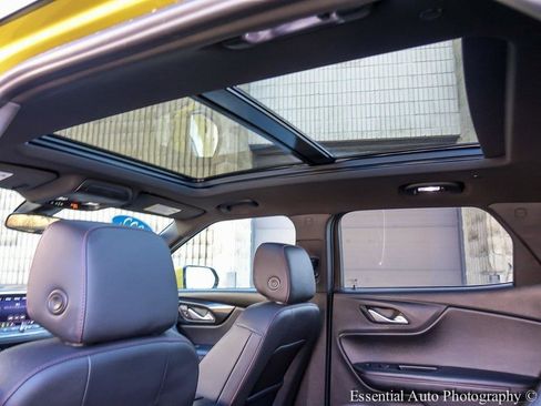 Used 2022 Chevrolet Blazer RS w/ Enhanced Convenience Package image 12