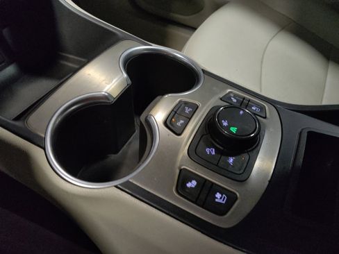 Used 2020 GMC Terrain Denali w/ Denali Premium Package FWD image 26