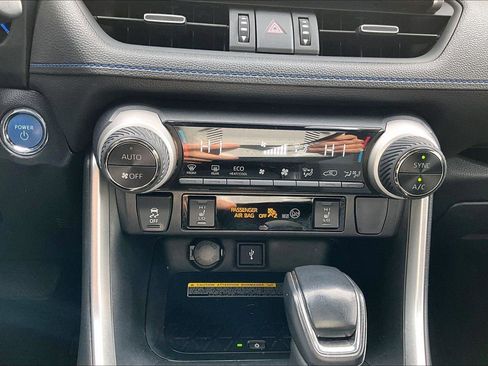 Used 2020 Toyota RAV4 XSE image 31