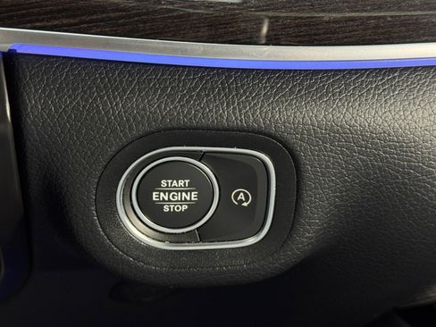 Used 2021 Mercedes-Benz GLE 350 w/ Premium Package image 24