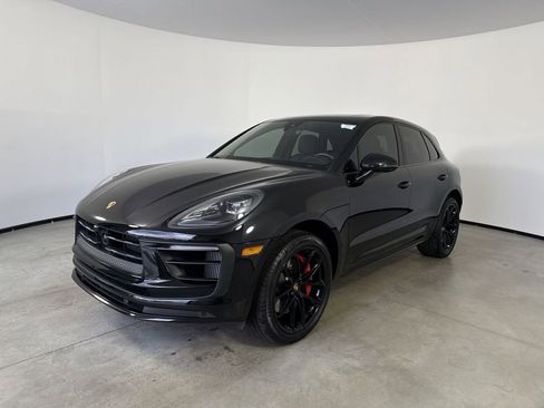 Certified 2024 Porsche Macan GTS AWD/4WD image 1