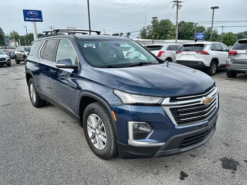 Used 2023 Chevrolet Traverse LT w/ LPO, Floor Liner Package AWD/4WD image 10