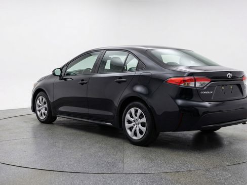 Used 2025 Toyota Corolla LE FWD image 6