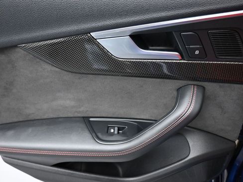 Used 2019 Audi S4 Premium Plus w/ Premium Plus Package image 32