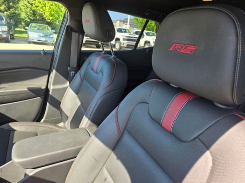 Used 2025 Chevrolet Trax RS w/ Driver Confidence Package FWD image 21