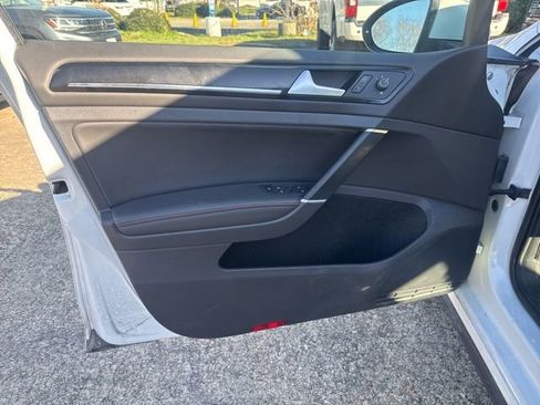 Used 2017 Volkswagen GTI S image 16