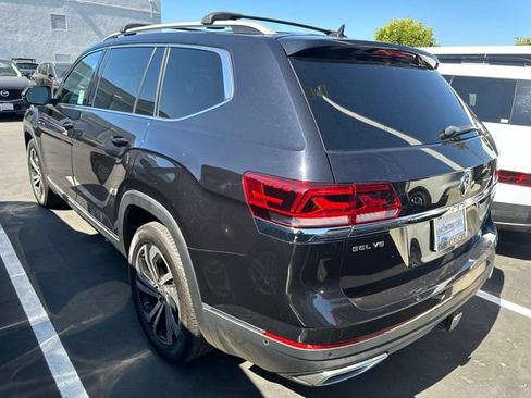 Used 2021 Volkswagen Atlas SEL Premium AWD/4WD image 2