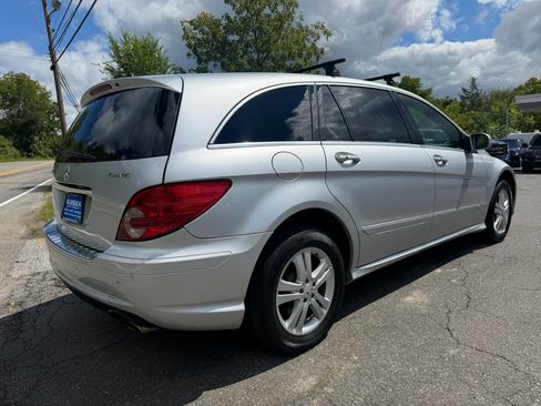 Used 2009 Mercedes-Benz R 350 4MATIC image 4