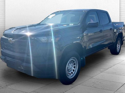 Used 2023 Chevrolet Colorado W/T w/ LPO, Pro Essentials Package AWD/4WD image 13