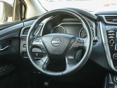Used 2023 Nissan Murano SV AWD/4WD image 15
