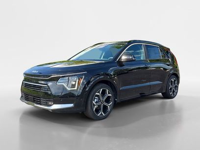 New 2025 Kia Niro SX Touring