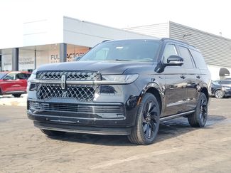 New 2026 Lincoln Navigator Reserve w/ Jet Appearance Package video 2