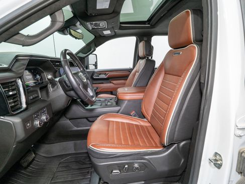 Used 2024 GMC Sierra 2500 Denali Ultimate image 18