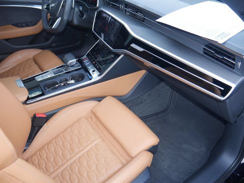 Certified 2024 Audi RS 6 performance AWD/4WD image 28