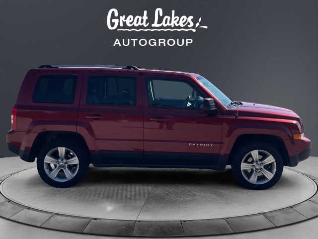 Used 2013 Jeep Patriot Limited FWD image 6