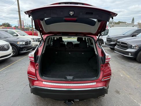 Used 2015 Nissan Murano S w/ Cargo Package w/Cover image 19