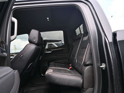 Used 2025 Chevrolet Silverado 1500 RST AWD/4WD image 28