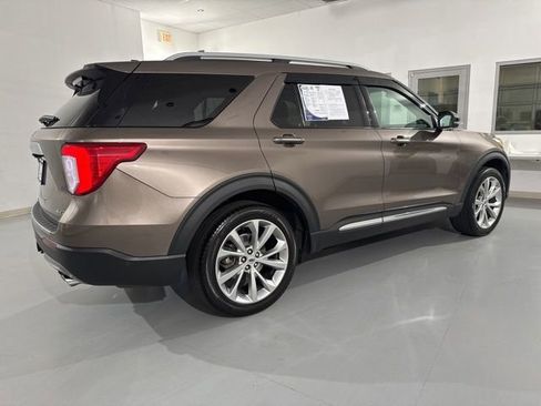 Used 2021 Ford Explorer Platinum w/ Equipment Group 601A AWD/4WD image 15