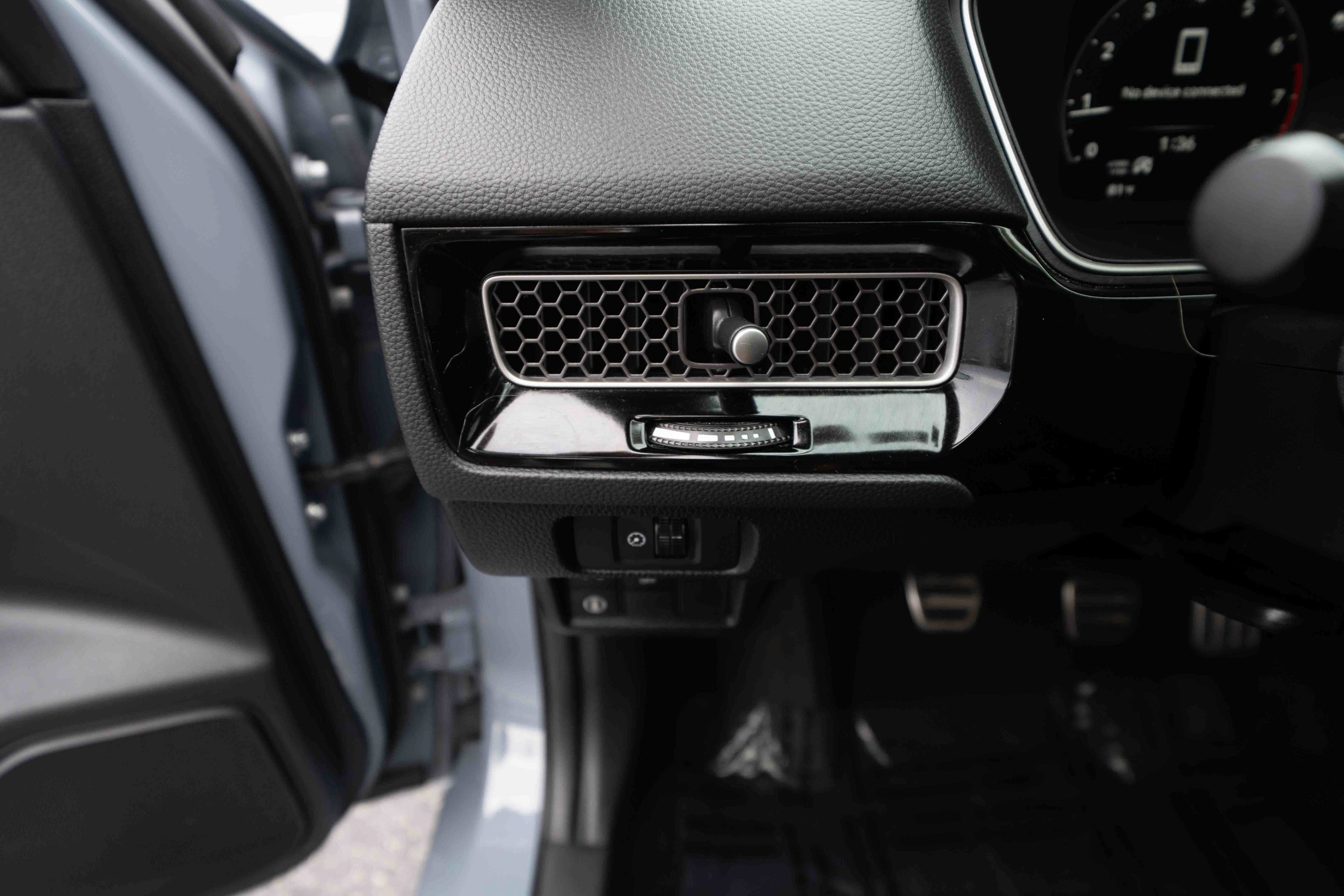 Used 2023 Honda Civic Sport Touring image 11