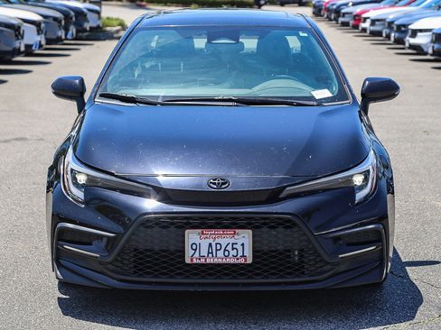 Used 2024 Toyota Corolla XSE FWD image 2