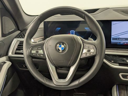 Certified 2024 BMW X5 xDrive40i w/ Premium Package image 18