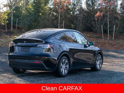 Used 2022 Tesla Model Y Long Range AWD/4WD image 8