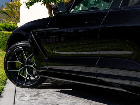 Used 2025 Aston Martin DBX 707 image 34